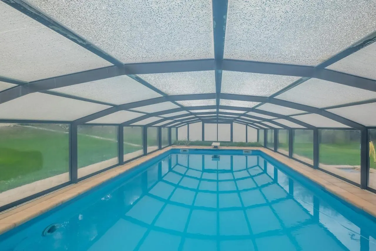 Charmante Maison A Villemur-Sur-Tarn Avec Piscine Partagee 0*,  France